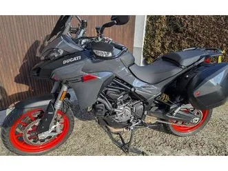 ducati-multistrada-v2-s-travel-koffer-heizgriffe-hauptstander
