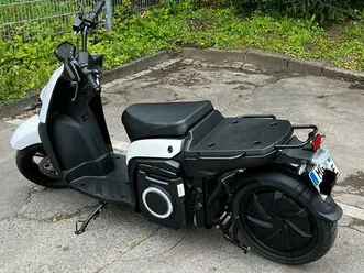 elektro-roller-silence-s02-hs6-akku-5-6kw-90km-h