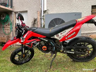 50-cc-gilera-smt-2011