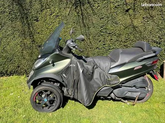 scooter-piaggio-mp3-350