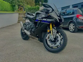 yamaha-r1m