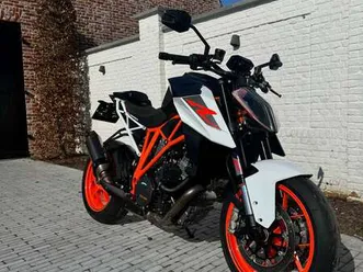 ktm-1290-super-duke-r