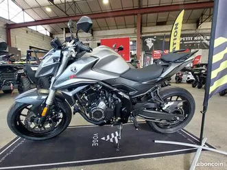 ◊destockage - voge naked 525r - 494cm3 - 4 990 - paiement en plusieurs fois - dispo immédiatement◊