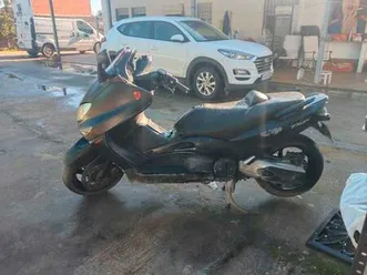 yamaha-tmax-500
