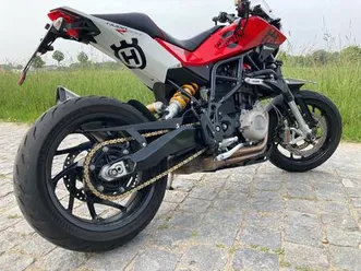 husqvarna-nuda-900-r-traummotorrad-winterpreis