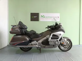 vendo-honda-gl-1800-gold-wing-2012-17-usata-a-pieve-emanuele-codice-9661421-moto-i