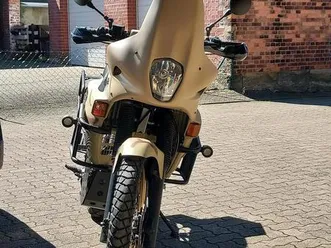 honda-xl600v-transalp-pd06-reisefertig-rallye-umbau