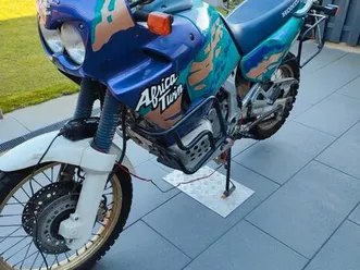 honda-africa-twin-750-xrv