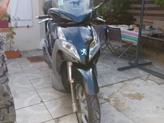 scouter-peaugeot-125-cc