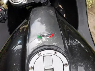 moto guzzi v11 le mans