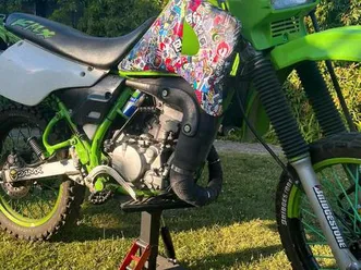 kawasaki-kmx-125b-mit-tuv