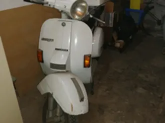 vespone-150-arcobaleno