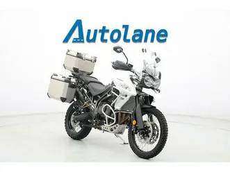 triumph-tiger-800-xca-inkl-3-vaskor-reserverad