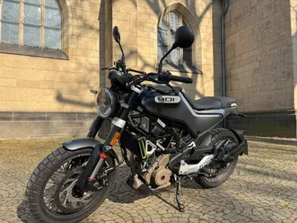 husqvarna-svartpilen-401