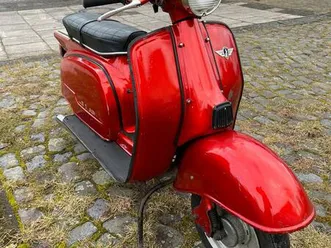 zundapp-r50-roller-rot-met-1984-typ-561-05