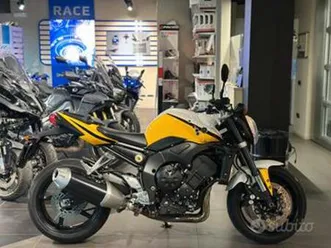 yamaha-fz1-2011