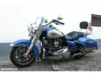 harley-davidson touring road king