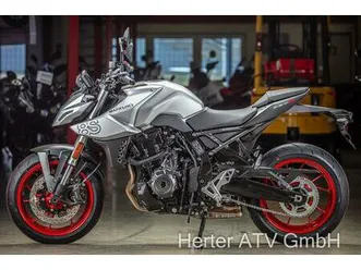 suzuki gsx 8s -- versch. farben -- modell 2025