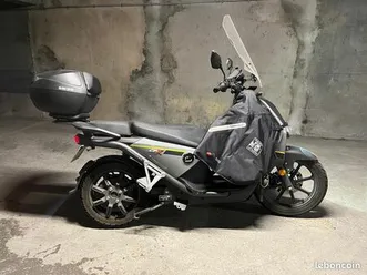 vends-scooter-super-soco-cpx