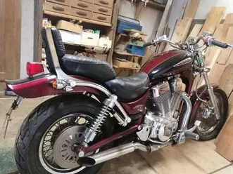 suzuki-intruder-vs-1400