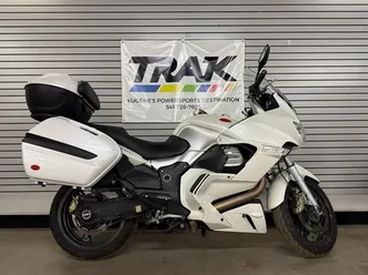 2015-moto-guzzi-norge-gt-8v-abs