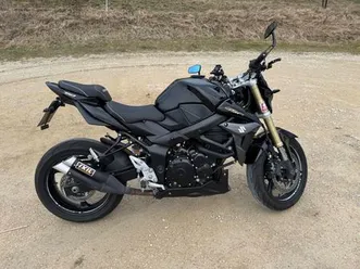 suzuki-gsr-750-abs-black-beauty-viel-zubehoer-hu-neu