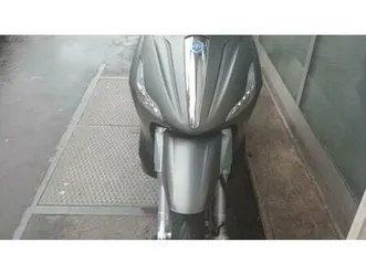 vendo piaggio beverly 350 abs (2016 - 20) usata a milano (codice 9665465) - moto.it