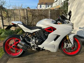 ducati-supersport-s-937-s-great-condition-low-miles-full-history-akrapovic-heated-grip