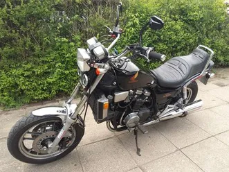 honda-magna-v65