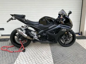 suzuki-gsx-r-1000-k8-19-mil-km-reais-amora