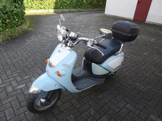 aprilia-roller-mojito-50-custom-topcase-rollerhelm