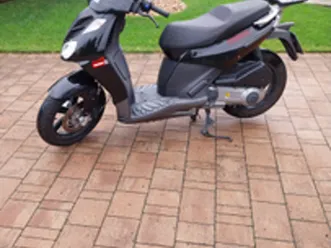 scooter-derbi-rambla-125-4t