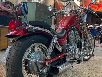 suzuki-intruder-vs-800-chopper