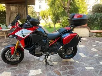 multistrada-v4-pikes-peak-full-optional-da-vetrina