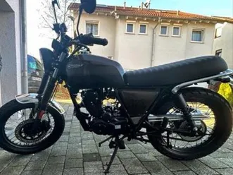 brixton-125-cromwell-126-km-charly-brown-titan-black-abs