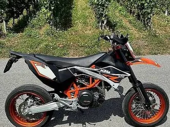 ktm-690-smc-r-2013-avec-pot-leovince