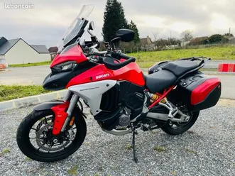 ducati-multistrada-v4s-travel-radars