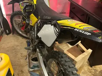 2001-suzuki-rm125