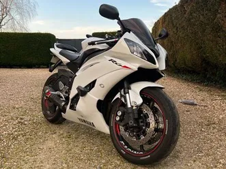yamaha-yzf-r6