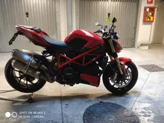 ducati streetfighter 848 - 2012