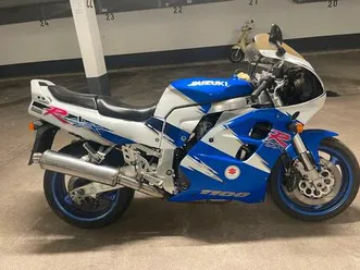 suzuki-gsxr-1100
