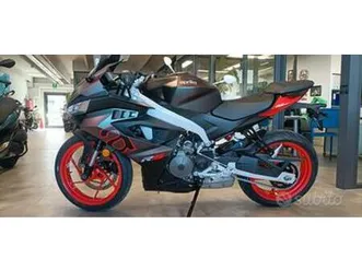 aprilia rs 457 prilia rs 457 prismatic dark