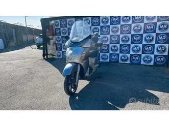 aprilia scarabeo 500 del 2003 usato