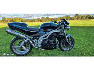 triumph-speed-triple-955i