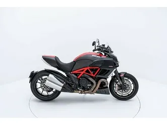 diavel 1200 carbon