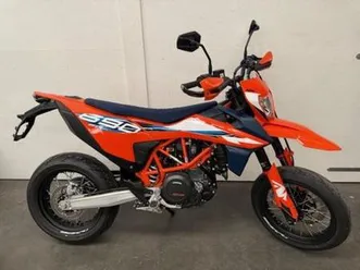 ktm-690-smc-supermoto