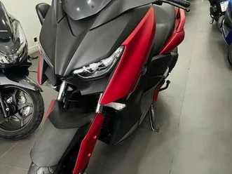 yamaha-xmax-250-abs