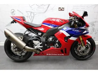 honda-cbr1000rr-r-fireblade-sp-euro-5-1000-cc