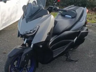 yamaha-xmax-300-abs