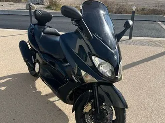 yamaha-tmax